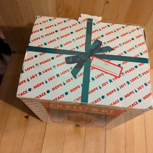 Brown and Tan Holiday Decor Nativity Scene - Picture 4 of 7